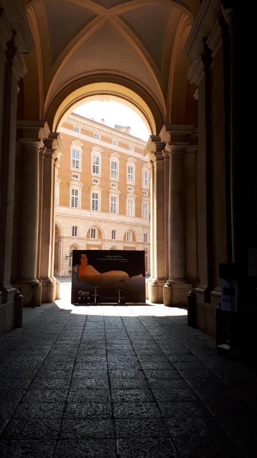 Dependance Royale Bed & Breakfast Caserta Exterior foto