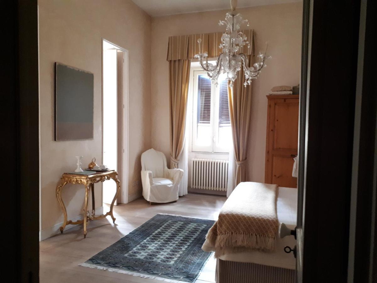 Dependance Royale Bed & Breakfast Caserta Exterior foto