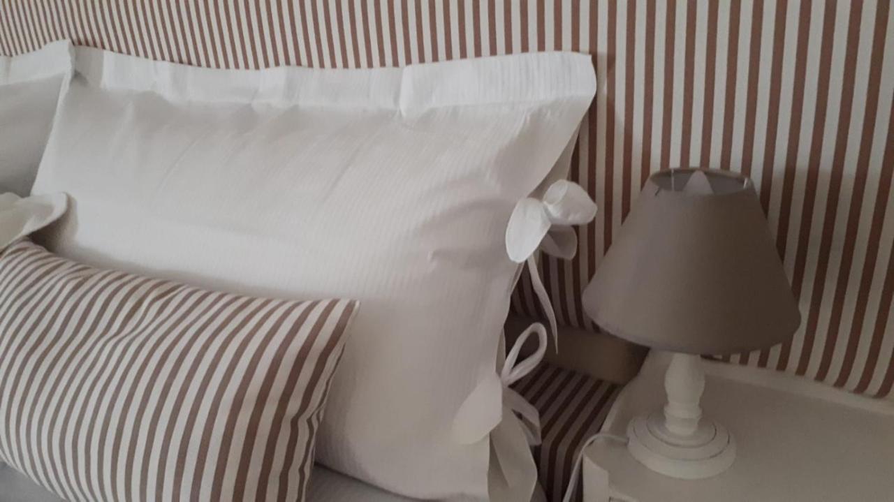 Dependance Royale Bed & Breakfast Caserta Exterior foto